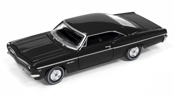64072-B - Auto World 1966 Chevy Impala