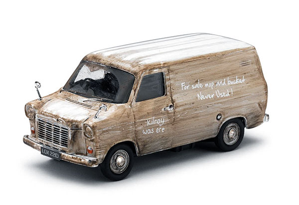 VA06625 - Corgi Kilroy Ford Transit Van Mk