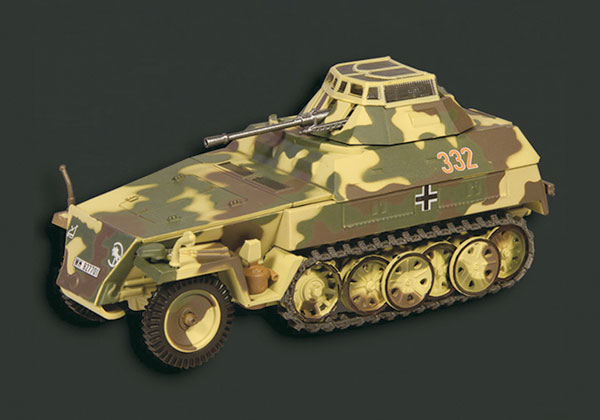 EM015 - Eaglemoss Sd Kfz 250_9 Tank 24th Pz
