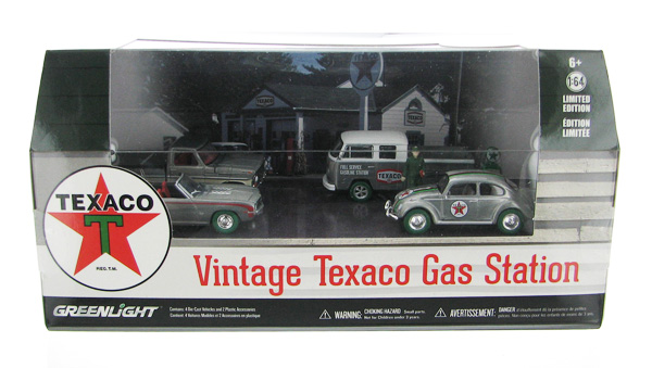 58037-SP - Greenlight Motor World Diorama Set Texaco Vintage