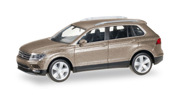 038607BG - Herpa Volkswagen Tiguan