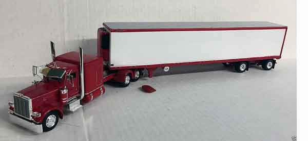 600068 - Tonkin Replicas Peterbilt 389