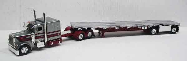 600083 - Tonkin Replicas Peterbilt 389