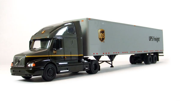 ups toy truck plastic