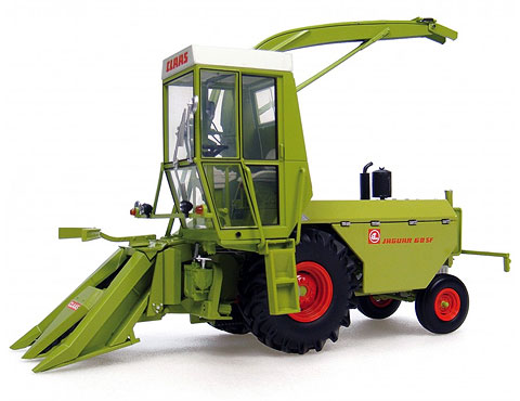 2747 - Universal Hobbies Claas Jaguar 60 SF Forage Harvester