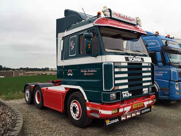 01-2179 - WSI Model Fredsholm Scania 3 Series Sreamline Tractor