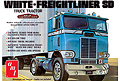 AMT - 1004 - Freightliner Single