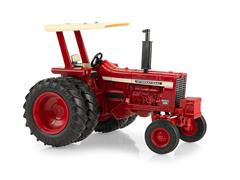 44271 - ERTL Toys Farmall 856 Tractor