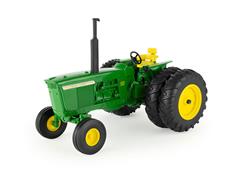 45862 - ERTL Toys John Deere 4320 Tractor