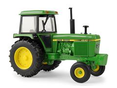 45921 - ERTL Toys John Deere 4240 Tractor LP84525