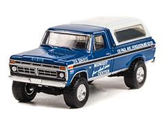 Greenlight Diecast Midwest Four Wheel Drive Center 1974 Ford