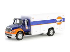 33250-C - Greenlight Diecast Gulf Oil International Durastar 4400 Delivery Truck