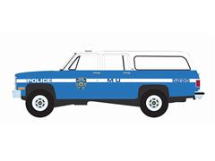 43040-D - Greenlight Diecast NYPD 1990 Chevrolet Suburban K2500 Scottsdale New