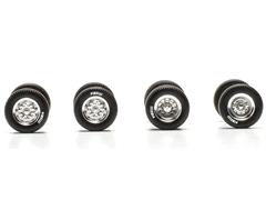 054348 - Herpa Model Pirelli Chrome Wheelset Accessories 2 Front 5