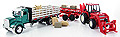 NEW-RAY - 15705-A - Deluxe Farm Playset 