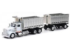 New-Ray Toys Kenworth W900 Double Dump Truck