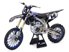 49723 - New-Ray Toys Yamaha Factory Team YZ450F Motorcycle Dylan Ferrandis