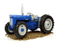 UNIVERSAL HOBBIES - 2901 - Fordson Super Dexta 