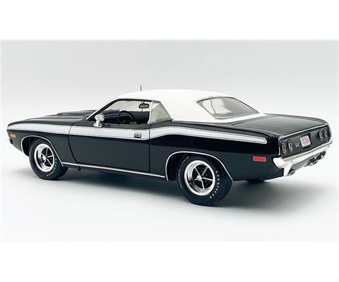 1972 Plymouth Cuda 340 in Black and White - A1806137