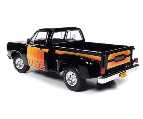 洋書 THE DODGE STORY Amazon | The Dodge Story (Crestline Series) | McPherson