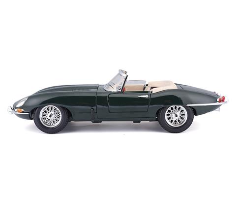 1961 Jaguar E Cabriolet / Convertible in Green - Gold Collection