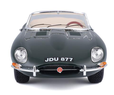 1961 Jaguar E Cabriolet / Convertible in Green - Gold Collection