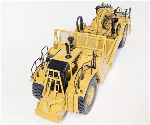 Caterpillar 657 Wheel-Tractor Scraper - 657