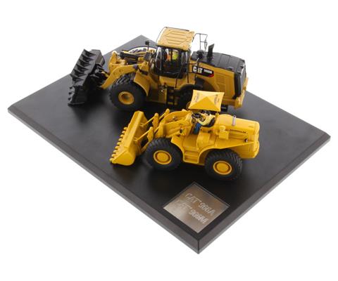 Diecast Masters Caterpillar 966A Wheel Loader Circa - 85558 Diecast Masters Caterpillar 966A Wheel Loader Circa - 85558