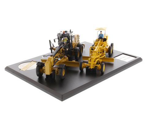 Caterpillar No 12 Motor Grader Circa 1939-1959 - 85560