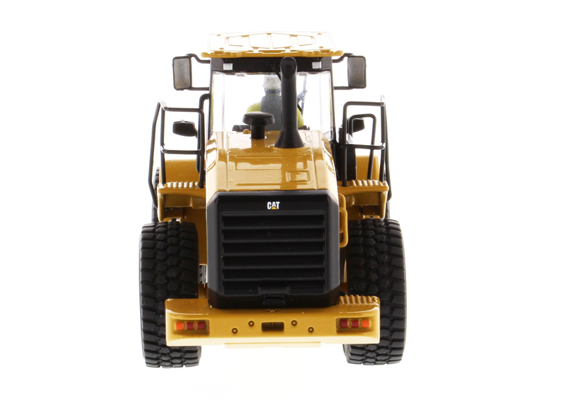 Diecast Masters Caterpillar 950 GC Wheel Loader Core Classics