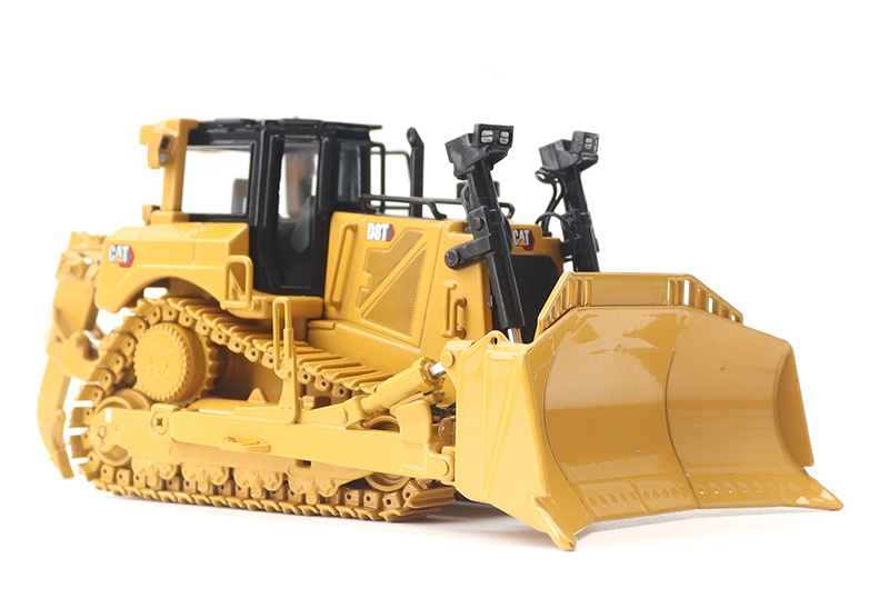 CAT CATERPILLAR D8T TRACK TYPE TRACTOR DOZER  1/50 BY DIECAST MASTERS 85566 