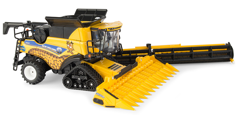 ERTL Toys New Holland CR 890 Combine