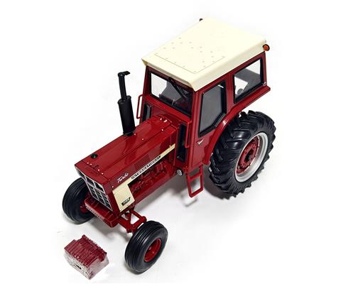 International Harvester 1066 Tractor - Prestige Collection - 44422