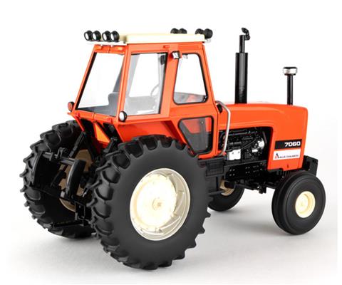 Allis-Chalmers 7060 Black Chassis Tractor - Prestige Collection