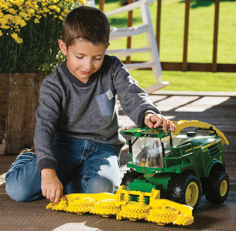 LP66160 Huge John Deere Big Farm 8600 SelfPropelled Forage Harvester