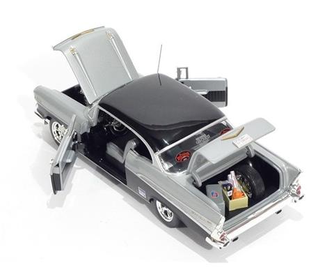 ダイキャスト　グリース　‘57 Chevy Custom 1/18 超レア ダイキャスト グリース '57 Chevy Custom 1/18 超レア - メルカリ