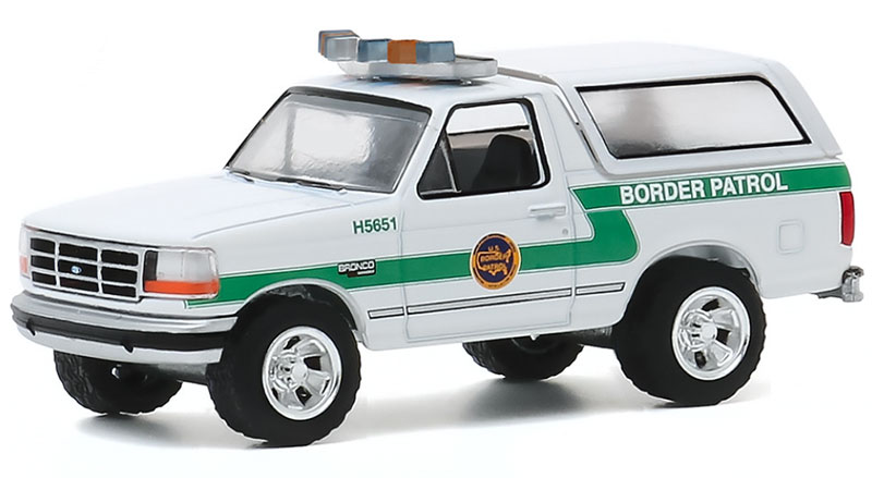 Hot pursuit series 35 Clearance