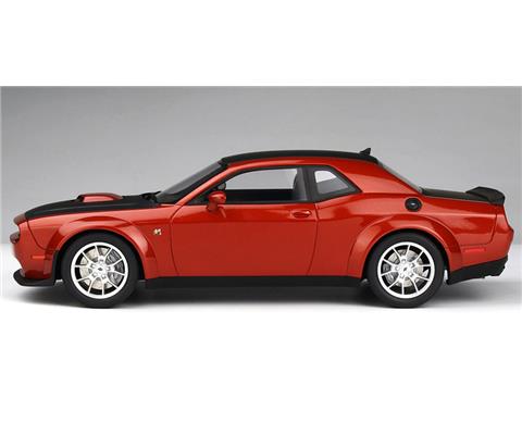 DODGE CHALLENGER R/T SCAT PACK WIDEBODY - Model car