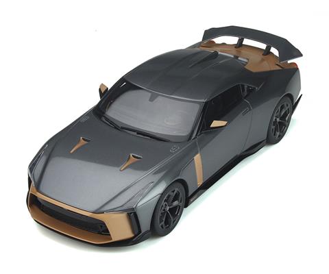 未展示品 GT スピリット GT-R50 Italdesign Amazon | GTスピリット／GT SPIRIT ：1/18 日産 GT-R 50 By