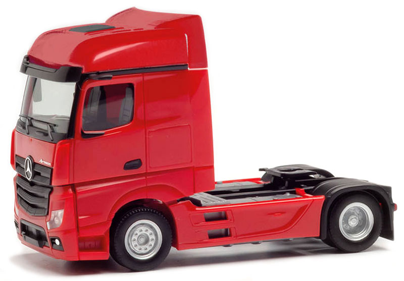 Herpa 318747 Mercedes-Benz Arocs BigSpace Tractor With Loading Crane – Blue 1:87 H0 Scale Model