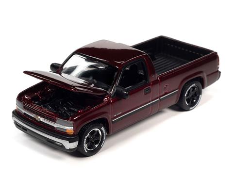 Johnny Lightning 2002 Chevrolet Silverado Pickup Truck