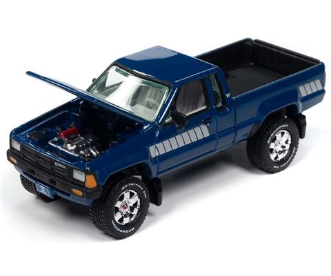 Johnny Lightning 1985 Toyota SR5 Pickup Truck - JLSP399