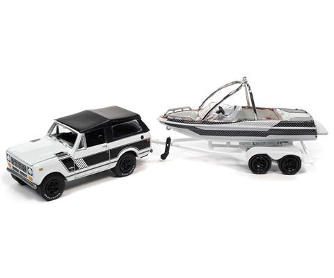 Cars - JOHNNY LIGHTNING - JLBT015-B-CASE - Truck & Trailer 2021 Release 1B  - 6-Piece Assortment Features include: Diecast metal chassis Authentic  factory and custom colors Removable die-cast ramps, stored underneath  trailers