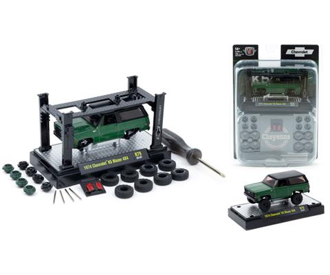 M2 Machines M2 Model Kit Release 79 - 37000-79-CASE