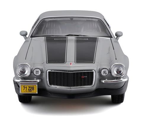 マイスト　Maisto 1971Chevrolet Camaro 1-18 Amazon.com: Maisto - 1/18 Scale Model Compatible with
