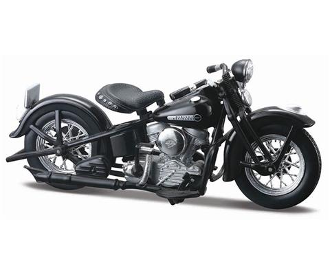 1942 Harley-Davidson WLA Flathead in Green and 1948 Harley