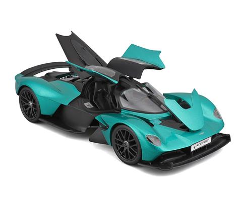 2022 Aston Martin Valkyrie in Green - 31465GR