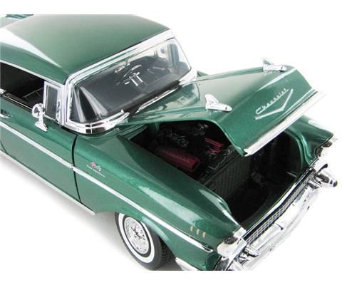 CHEVROLET BEL AIR 1957 1/18 ライトグリーン 1957 Chevrolet Bel Air in Dark Green - 73180AC-DGR