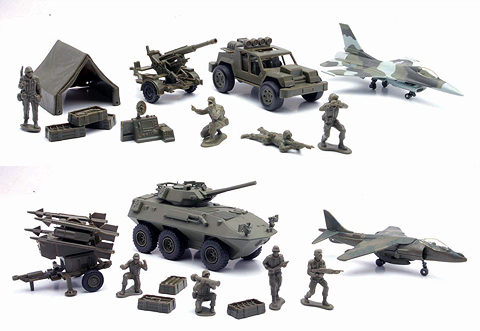 New Ray Army Truck Glorious Mission W/ Army Men Figures 1:32 New Toy 