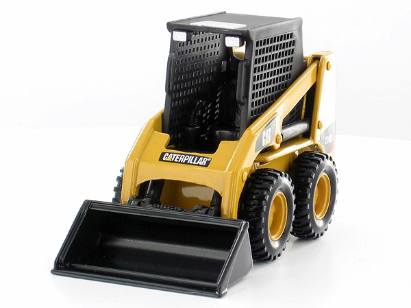 Caterpillar 55036 1:32 Scale 226 Skid Steer Loader with Work Tools Norscot 